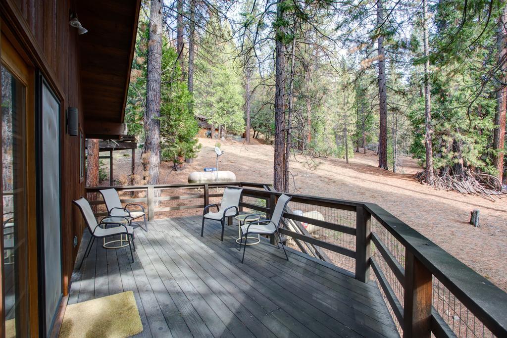 17B Tylers Timber Lodge Wawona Exterior photo